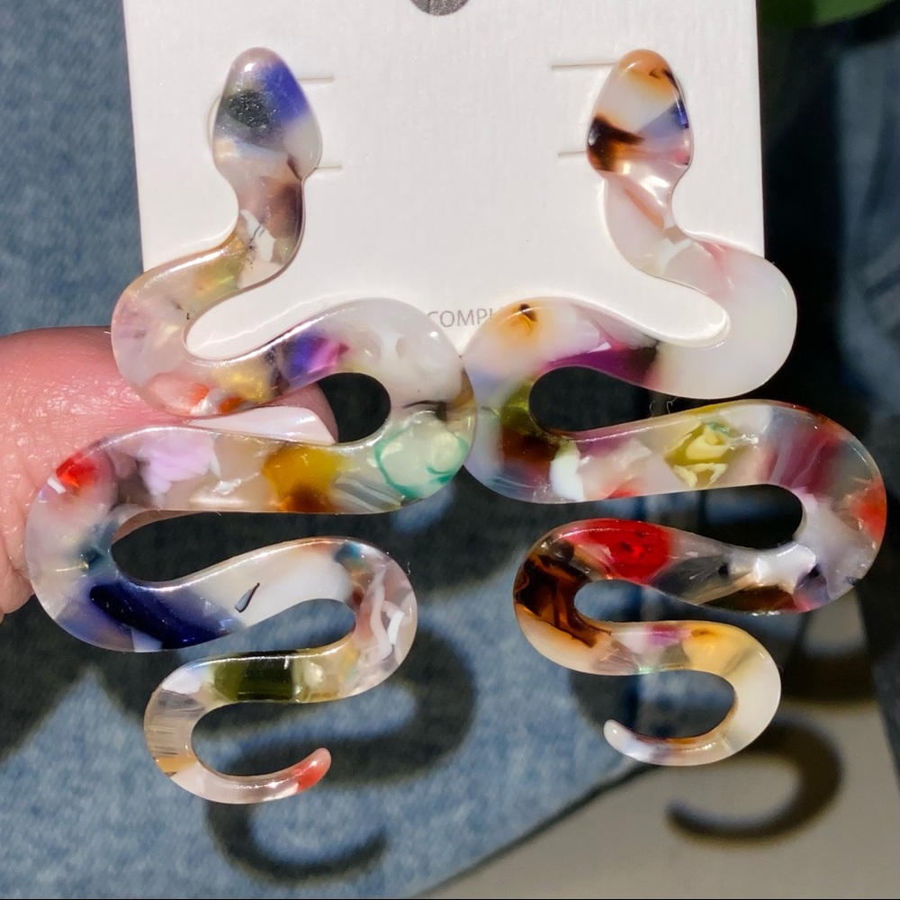 Resin snake summer festival earrings